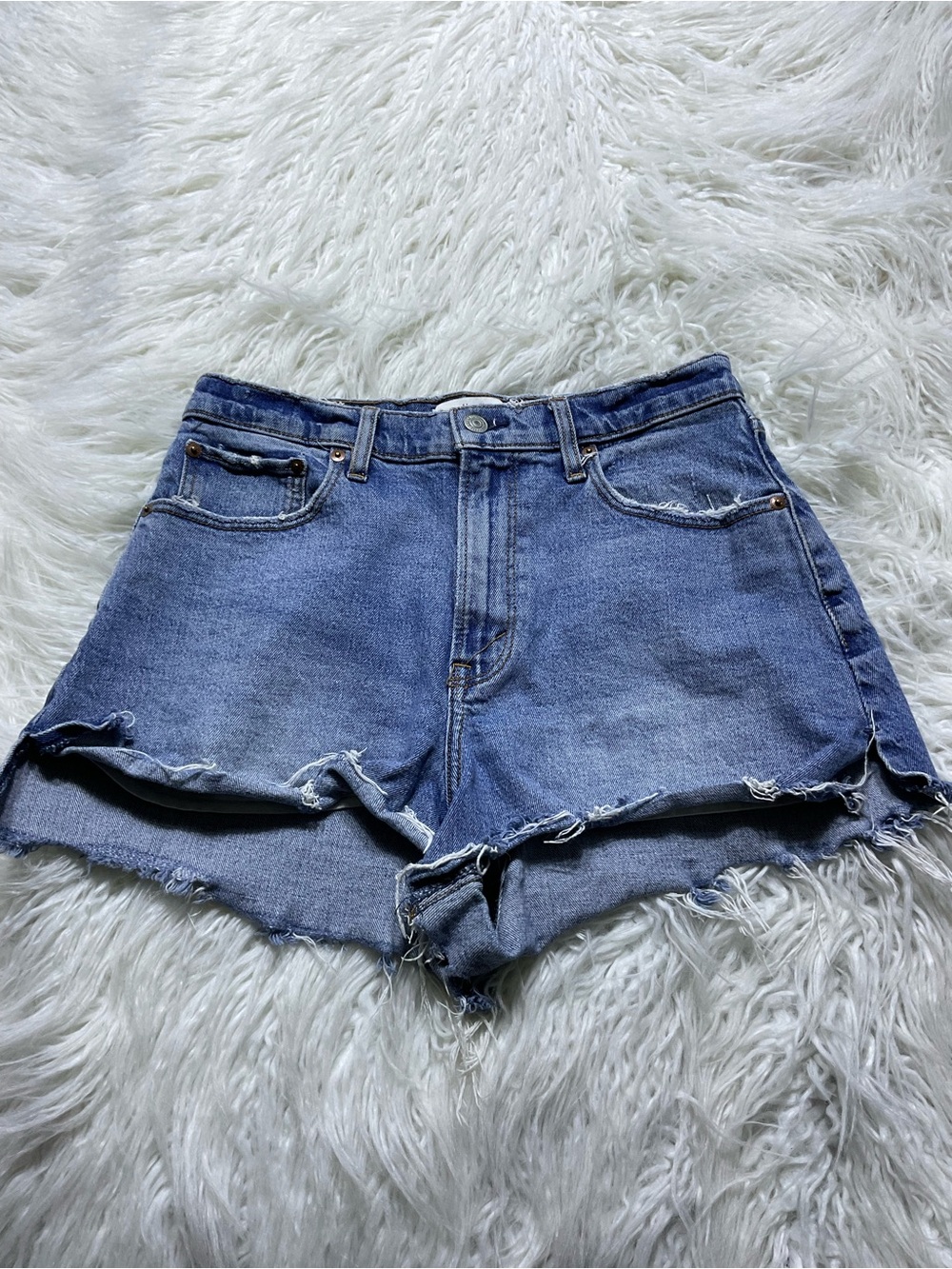Abercrombie Curve Love The Cutoff High Rise Shorts